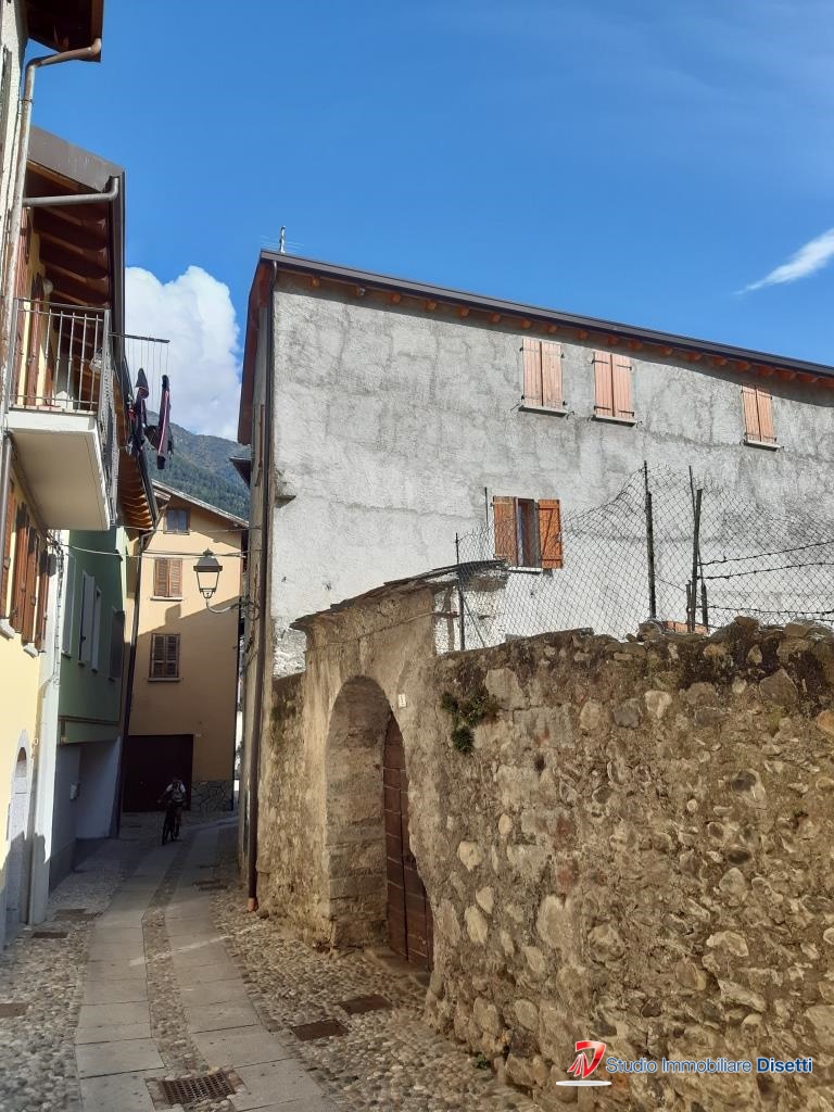 Villa unifamiliare in vendita in Via Canale, Edolo